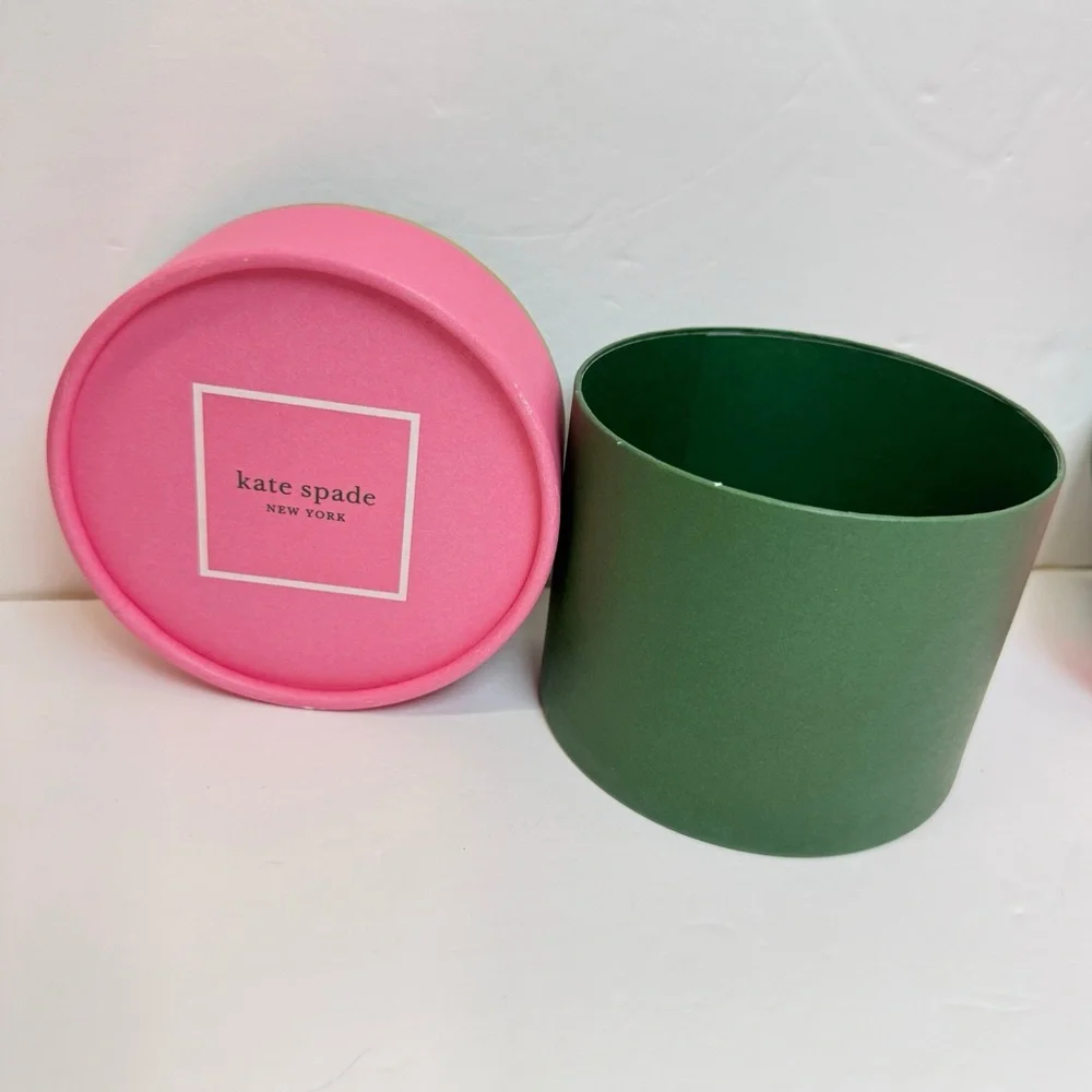 🔥 LAST ONE! Limited edition authentic kate spade gift box in iconic pink, green